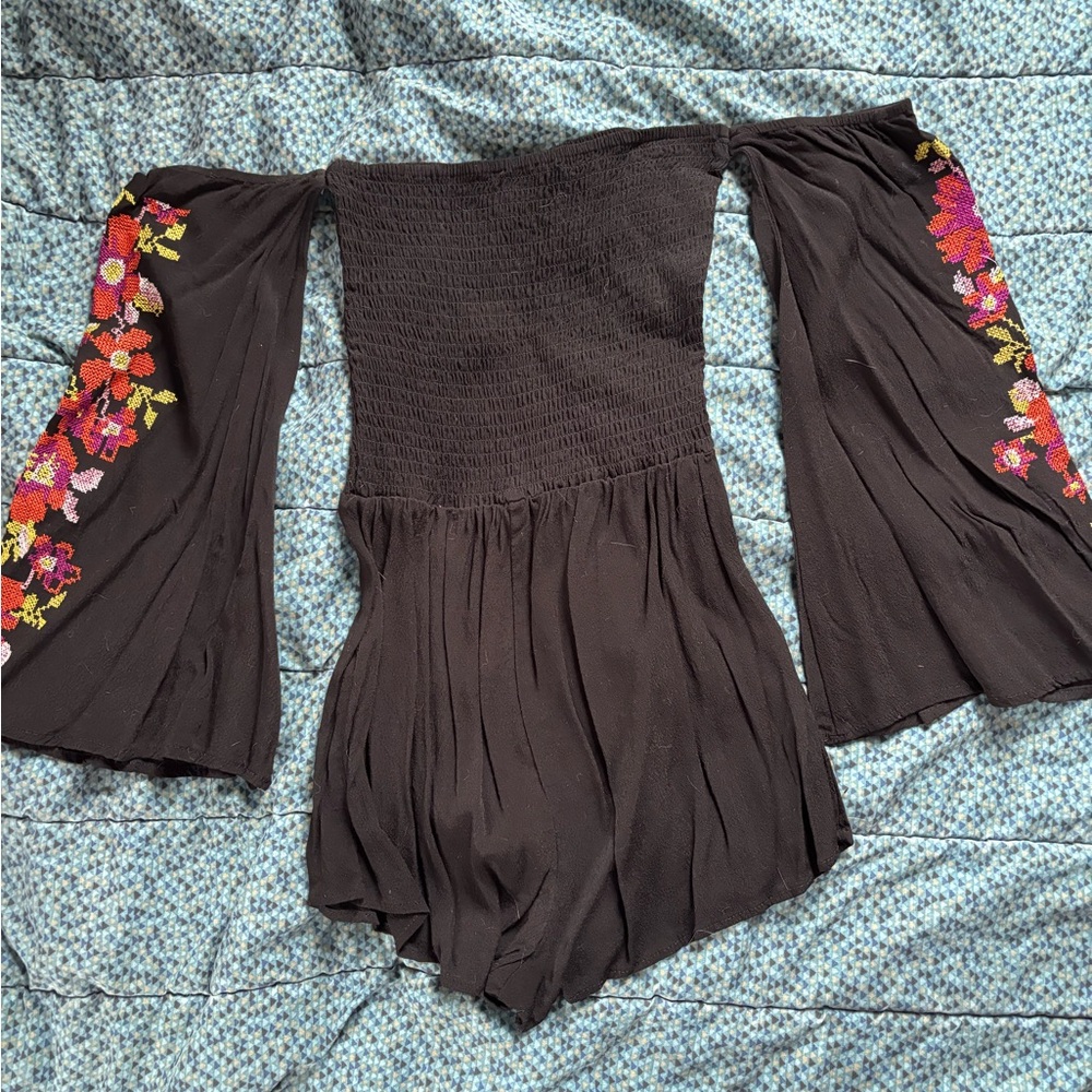 Forever 21 Black Floral Off-Shoulder Romper
